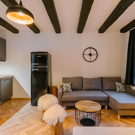 Kamenna Stran * Metylovice