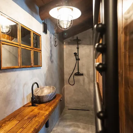 Kamenna Stran Metylovice