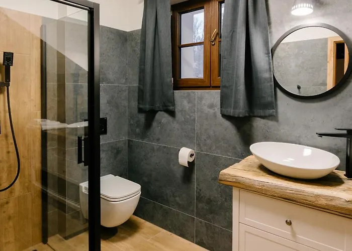 Kamenna Stran Kır Evi *